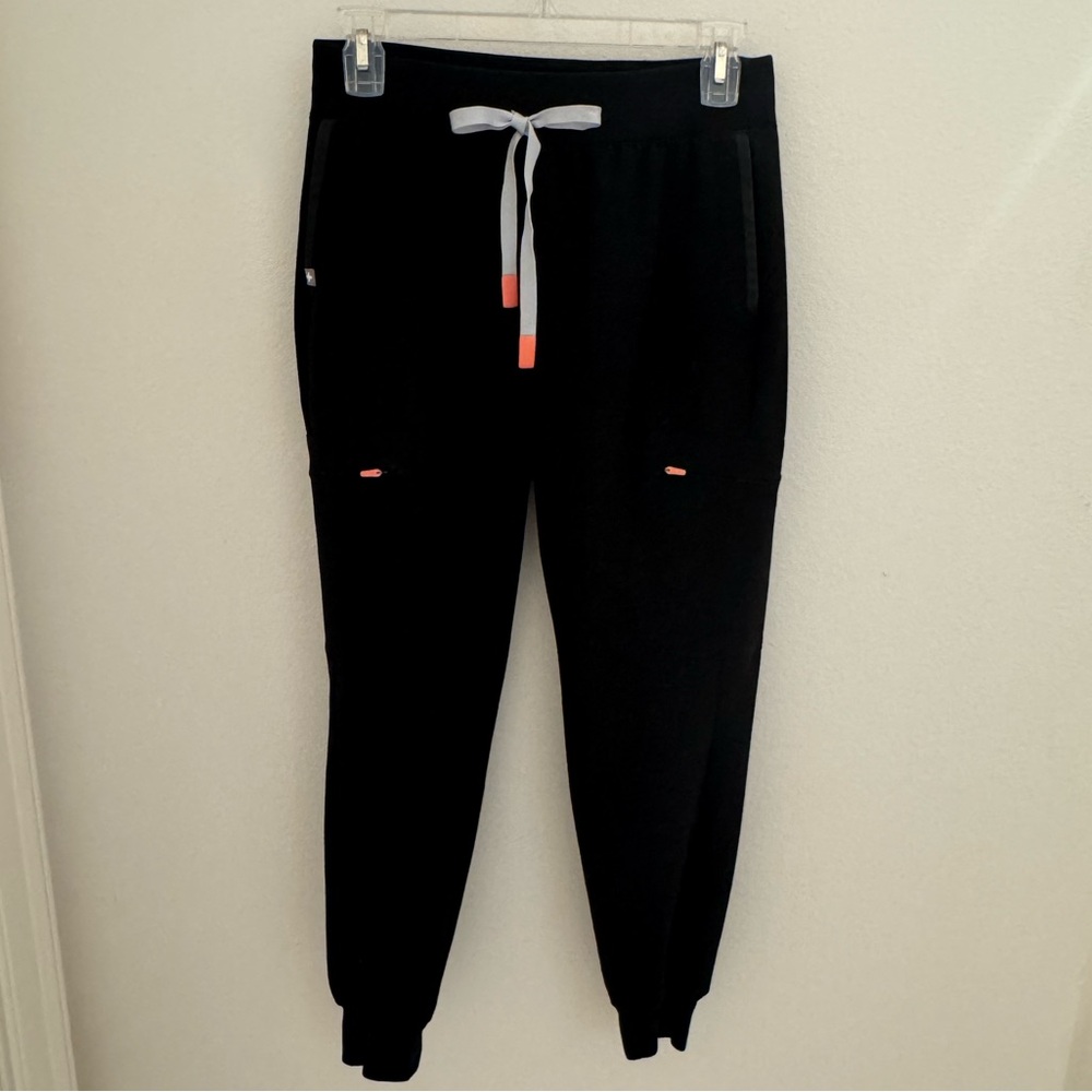 Women’s Figs Joggers Black with Pink details, Size XS/Petite